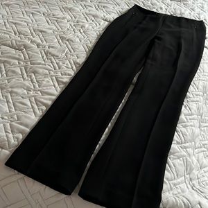 New Ellie Tahari size 6 comfortable slacks